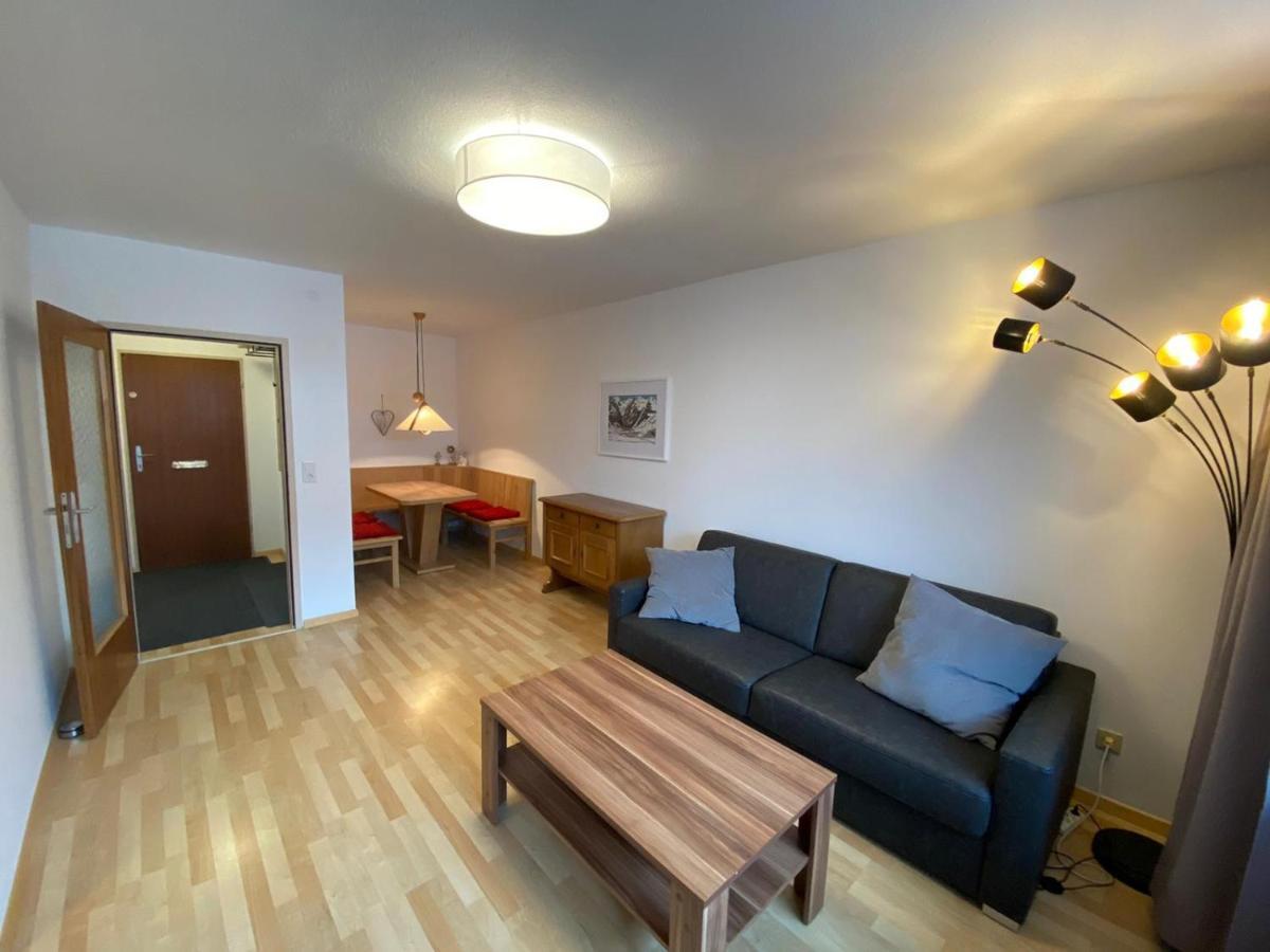 Haus 3 Top 16 - LowBudget Apartment Kaprun Exterior foto