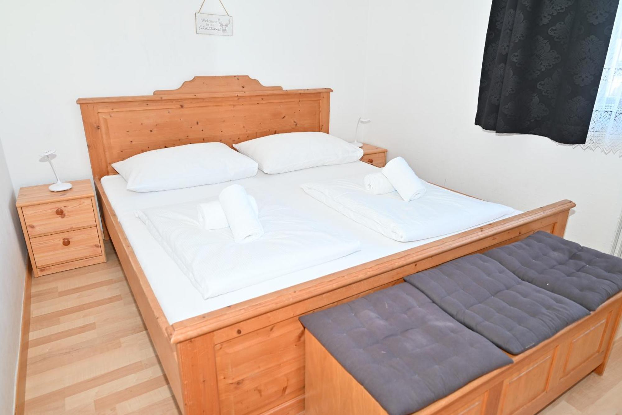 Haus 3 Top 16 - LowBudget Apartment Kaprun Exterior foto